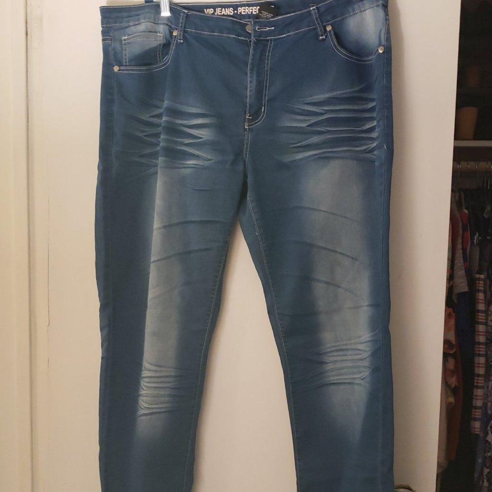 VIP Skinny Jeans - Size 20